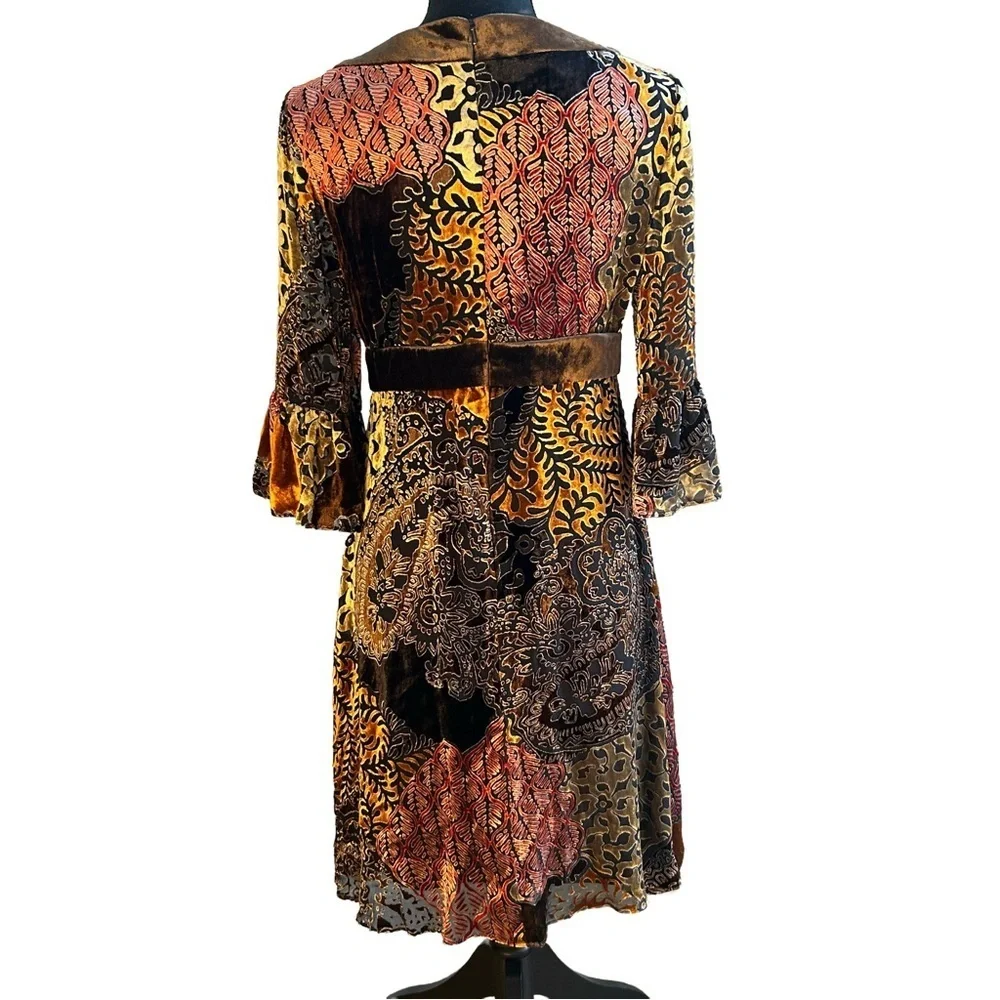 Muse by Boston Proper Elbow Sleeve Velvet Dress. Size 6